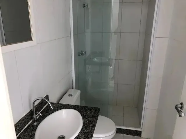 Imagem 6: Apartamento para Locação em Niterói, Centro, 2 Dormitórios, 1 Suíte, 1 Banheiro, 1