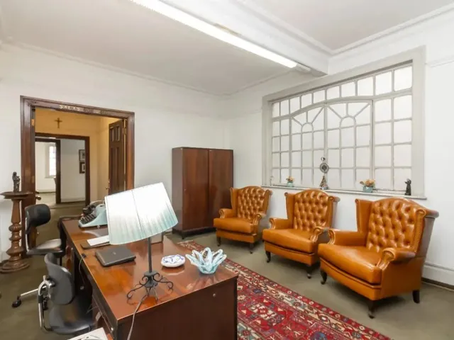 Imagem: Conjunto Comercial para Venda em República