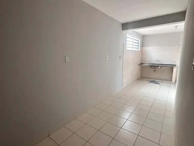 Imagem 4: Alugo Apartamento 2 Quartos com Suíte - Marambaia
