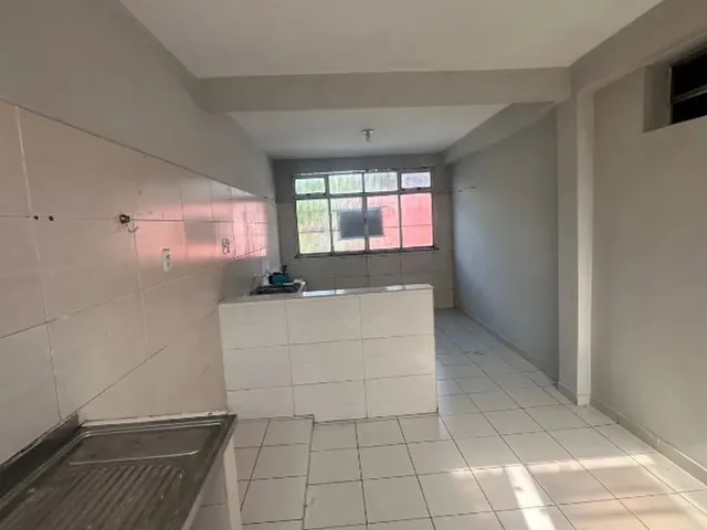 Imagem 13: Alugo Apartamento 2 Quartos com Suíte - Marambaia