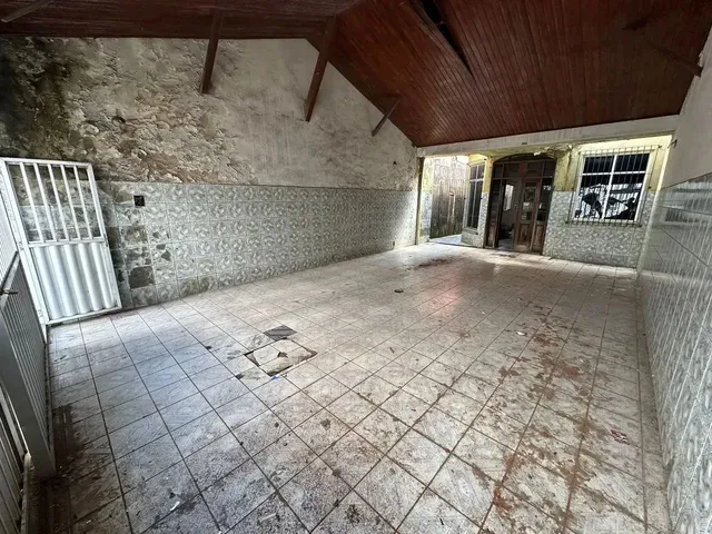 Imagem 2: Imóvel Comercial com 300 M² com 3 Suítes + 4Vgs - Umarizal/Fátima - Belém - Pa