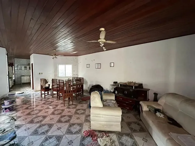 Imagem 12: Imóvel Comercial com 300 M² com 3 Suítes + 4Vgs - Umarizal/Fátima - Belém - Pa
