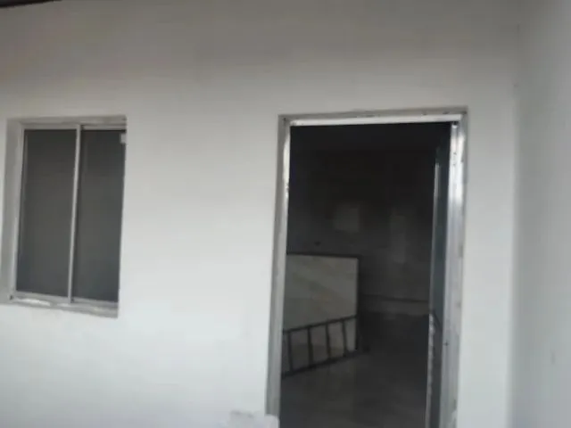 Imagem 1: Apartamento de Dois Quartos, Sala e Cozinha Americana, Banheiro, Varanda, Escada Independe