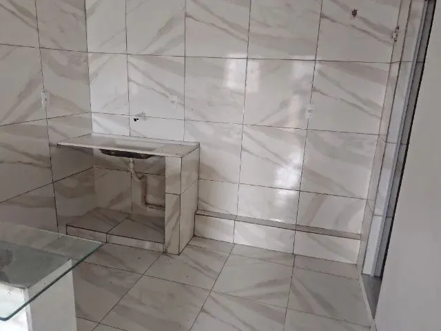 Imagem 11: Apartamento de Dois Quartos, Sala e Cozinha Americana, Banheiro, Varanda, Escada Independe
