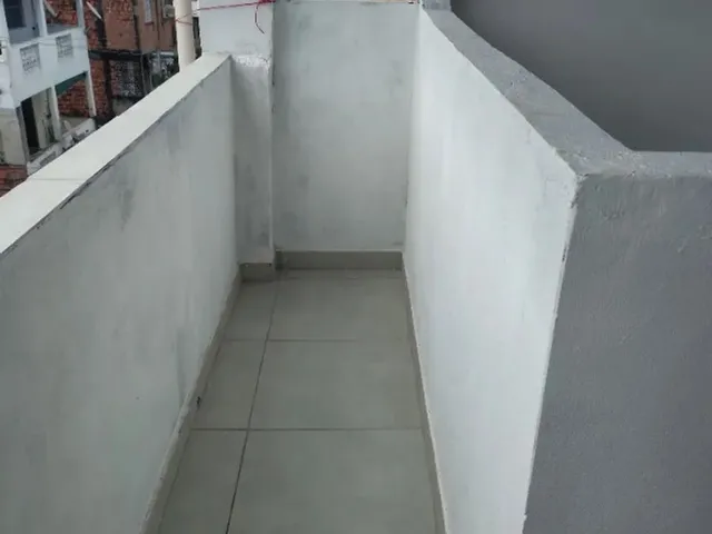 Imagem 15: Apartamento de Dois Quartos, Sala e Cozinha Americana, Banheiro, Varanda, Escada Independe