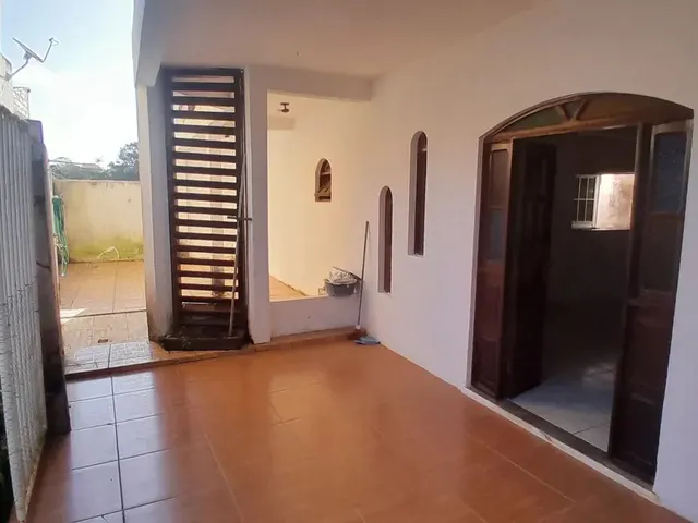 Imagem 6: Casa em Itapuã 4 Quartos, Terraço Livre (120 M²), Varandão, Área de Serviço