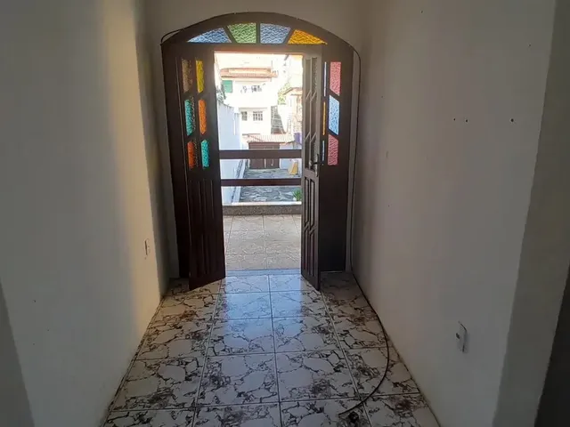 Imagem 15: Casa em Itapuã 4 Quartos, Terraço Livre (120 M²), Varandão, Área de Serviço