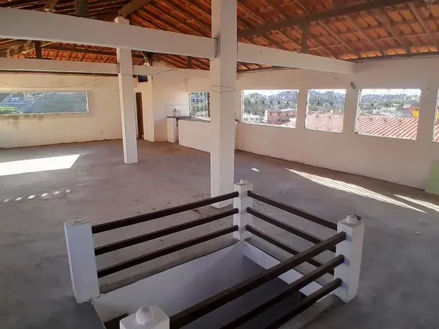 Imagem 5: Casa em Itapuã 4 Quartos, Terraço Livre (120 M²), Varandão, Área de Serviço