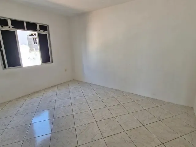 Imagem 5: Apartamento Grande - 3 Quartos, Varanda, Área de Serviço, Ótima Ventilação, Nascente