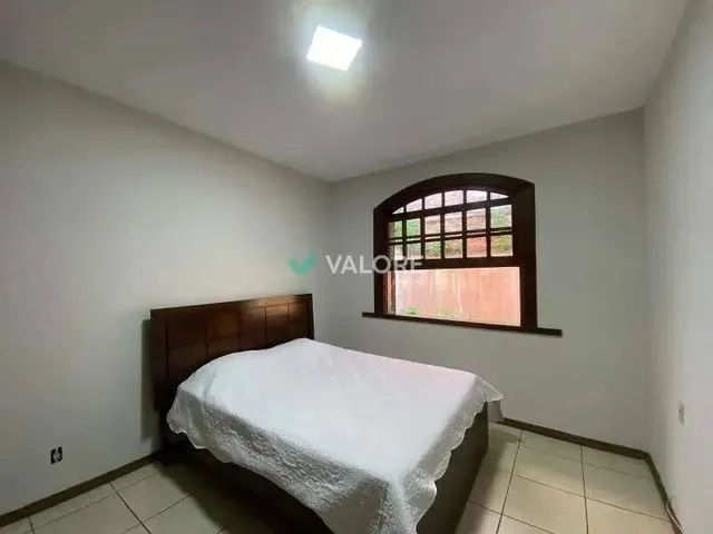 Imagem 3: Casa 4 Quartos À Venda no Sion