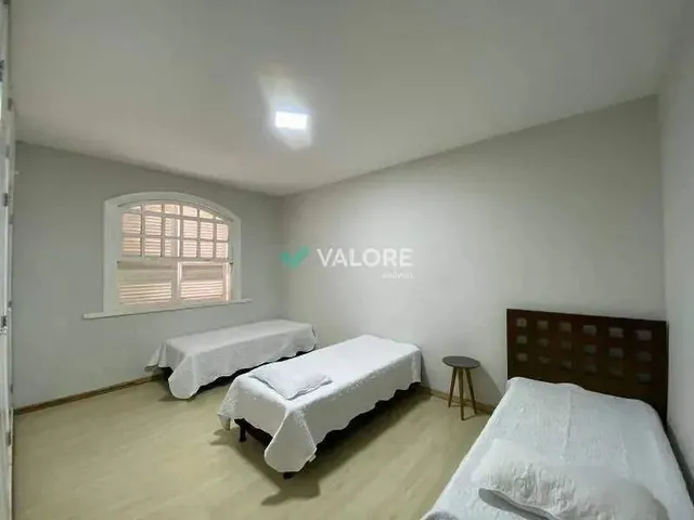 Imagem 2: Casa 4 Quartos À Venda no Sion