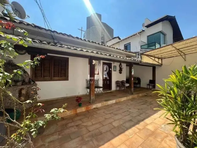 Imagem: Casa À Venda, 4 Quartos, 2 Vagas, Serra