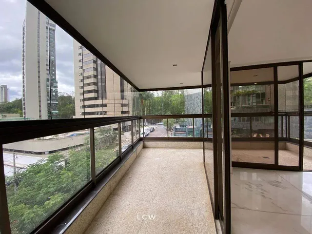 Imagem: Apartamento À Venda, 4 Quartos, 2 Suítes