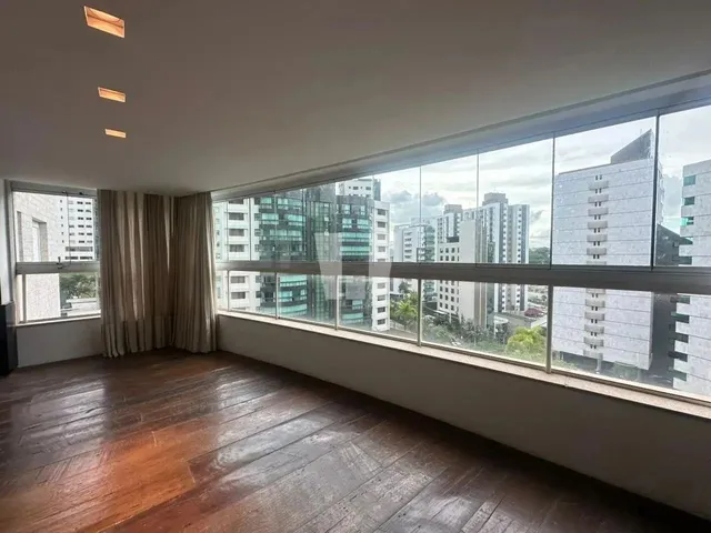 Imagem: Apartamento À Venda, 4 Quartos, 2 Suítes