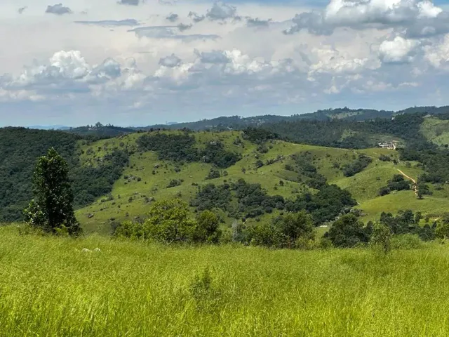 Imagem: Lote Grande em Condomínio Natureza e Segurança