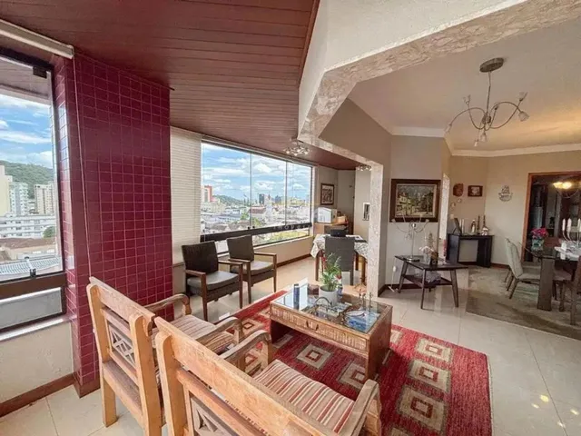Imagem: O apartamento possui 2 Dormitórios, 2 Suítes, 5