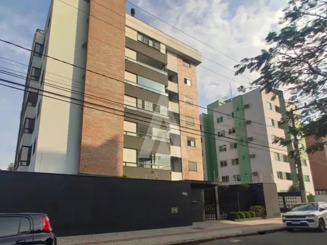 Imagem 1: Apartamento com 3 Dormitórios, Sendo Uma Suíte, no Bairro Glória