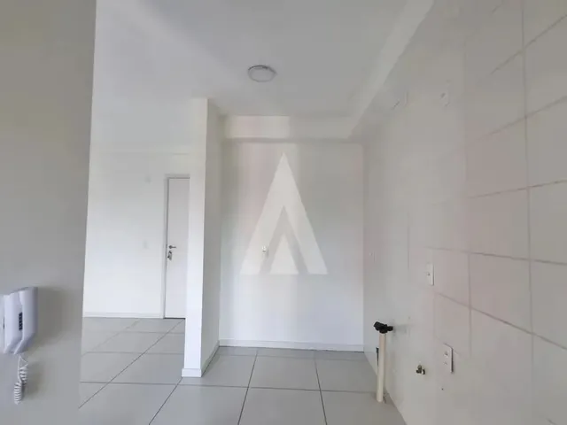 Imagem 9: Apartamento com 2 Quartos Sendo 1 Suíte, Sacada com Churrasqueira e 1 Vaga de Garagem No