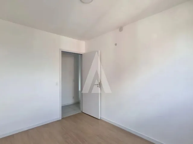 Imagem 6: Apartamento com 2 Quartos Sendo 1 Suíte, Sacada com Churrasqueira e 1 Vaga de Garagem No