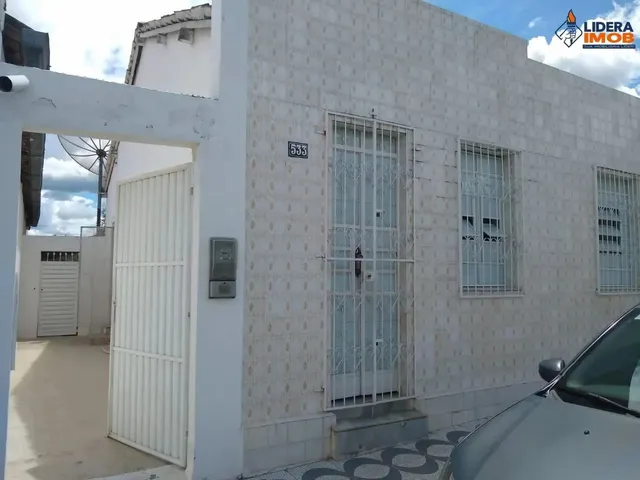 Imagem 5: Casa Residencial para Venda na Av. Medeiros Neto, Itaberaba, com Quarto, Sala, Banheiro, Q