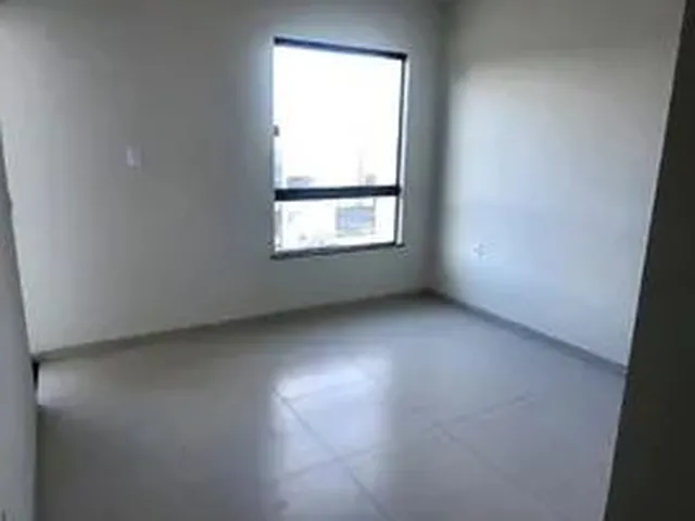 Imagem 3: (3/4 com Suíte, Closet e Varanda -Duplex na Sim Excelente e Ótima Localização