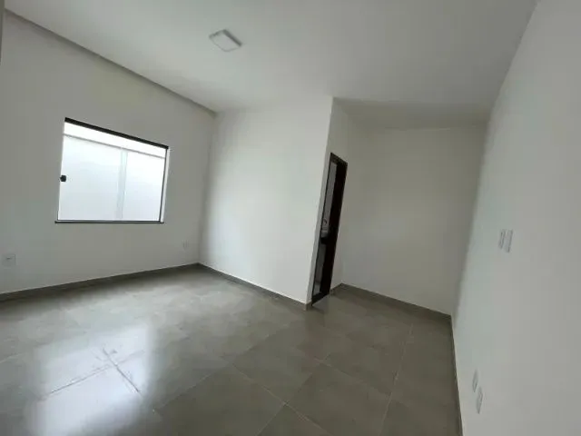 Imagem 16: Av Fraga Maia, Bem Próximo Casa com 10X19M2 e 3/4 Sendo 1 Suíte com Espaço para O