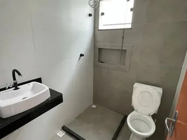 Imagem 3: Av Fraga Maia, Bem Próximo Casa com 10X19M2 e 3/4 Sendo 1 Suíte com Espaço para O