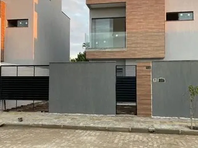 Imagem: Duplex no Sim 3/4 Sendo 2 Suítes com Piscina