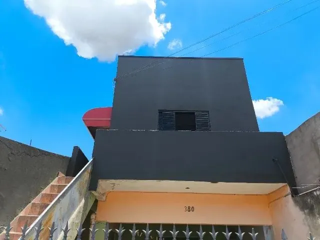 Imagem: Aluga-Se Sobrado Parte de Cima com 03 Dorm