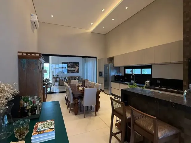 Imagem 13: Casa Térrea - Aluguel Ou Venda com 230 M2, 3 Suítes no Condomínio Florais do Valle