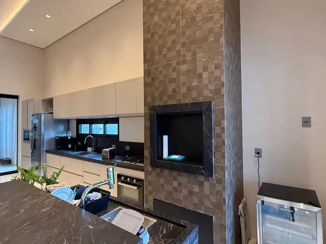 Imagem 3: Casa Térrea - Aluguel Ou Venda com 230 M2, 3 Suítes no Condomínio Florais do Valle