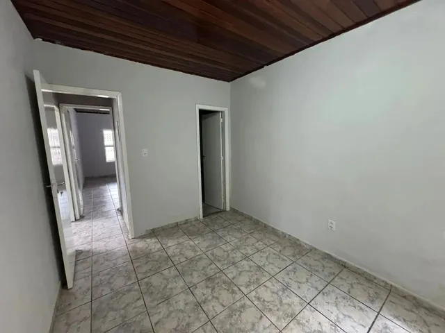 Imagem 3: Imóvel para Aluguel com 267 Metros Quadrados com 4 Quartos em Morada da Serra - Cuiabá