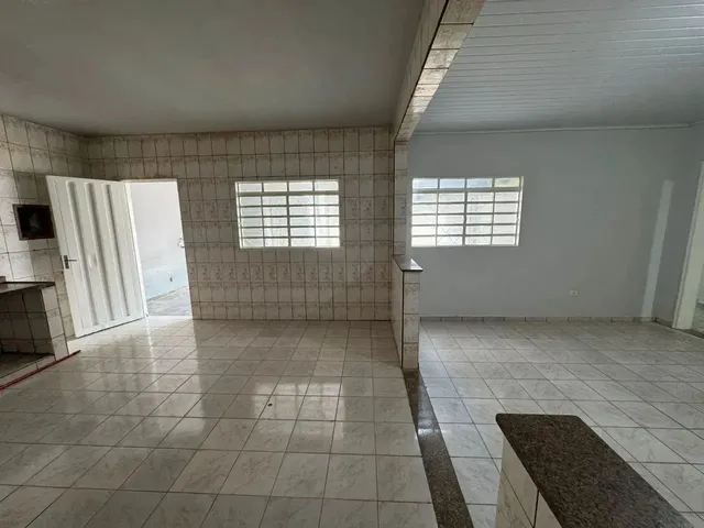 Imagem 15: Imóvel para Aluguel com 267 Metros Quadrados com 4 Quartos em Morada da Serra - Cuiabá
