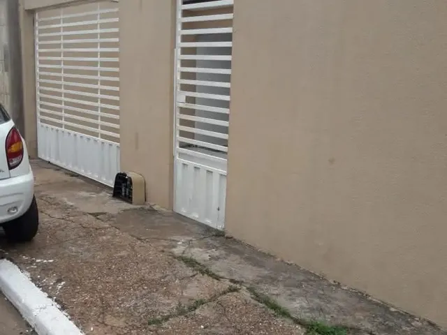 Imagem: Casa Ampla para Aluguel Disponível a Partir