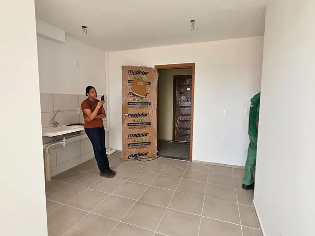 Imagem: Alugo Apartamento Novo, com Varanda e Garagem