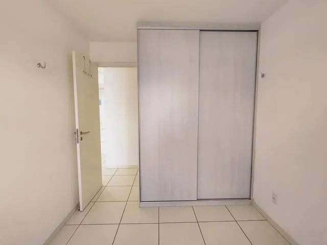Imagem 14: Apartamento no Lagoa Jóquei Ville com 2 Quartos e 1 Banheiro, 55M² com Varanda Para