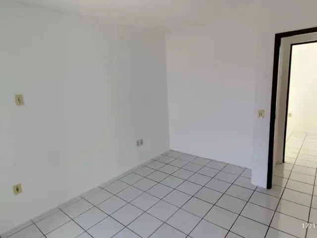 Imagem 8: Apartamento com 3 Dormitórios para Alugar, 98 M² por R$ 3.357,64/Mês - Fátima