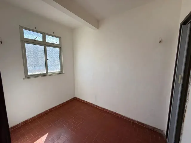 Imagem 4: Imóvel para Aluguel de 75 Metros Quadrados, com 2 Quartos, em Papicu