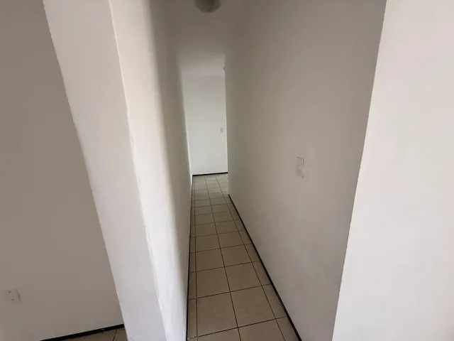 Imagem 15: Imóvel para Aluguel de 75 Metros Quadrados, com 2 Quartos, em Papicu