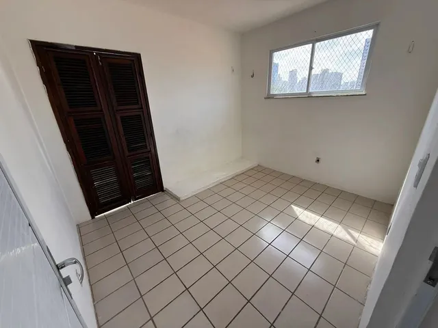 Imagem 7: Imóvel para Aluguel de 75 Metros Quadrados, com 2 Quartos, em Papicu