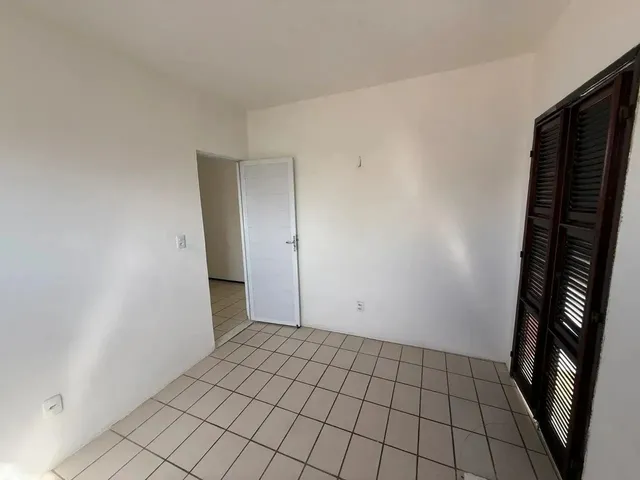 Imagem 8: Imóvel para Aluguel de 75 Metros Quadrados, com 2 Quartos, em Papicu
