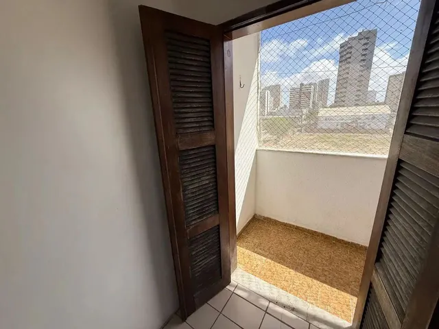 Imagem 13: Imóvel para Aluguel de 75 Metros Quadrados, com 2 Quartos, em Papicu