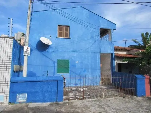 Imagem 1: Excelente Quitinete com Quarto, Cozinha, Wc Social, Área Privativa 30M². Localizado Na