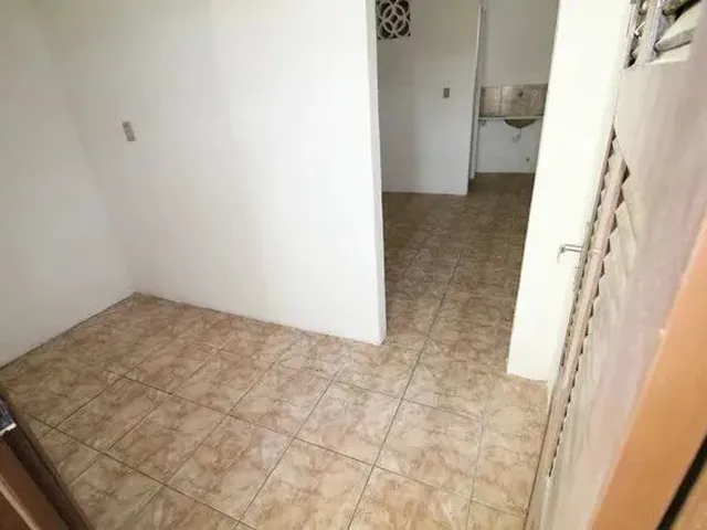 Imagem 5: Excelente Quitinete com Quarto, Cozinha, Wc Social, Área Privativa 30M². Localizado Na