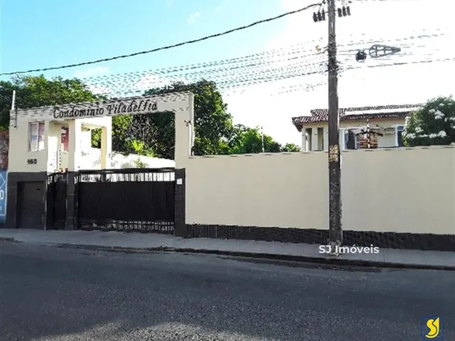 Imagem: Casa em Condomínio Fechado com Quintal