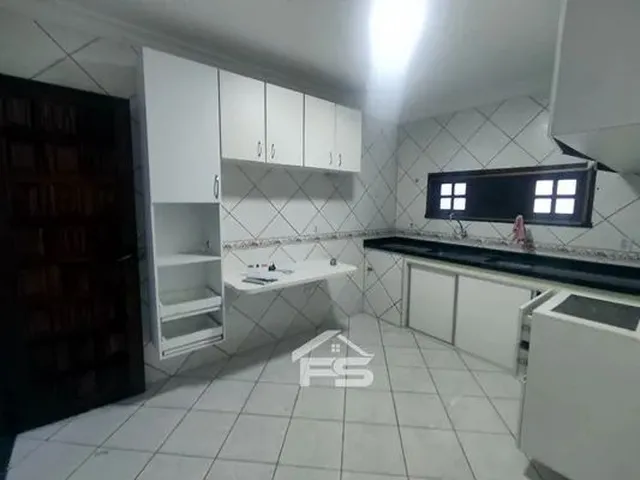 Imagem 5: Casa de Condomínio para Aluguel Tem 197 M² com 3 Quartos 2 Suítes- Lagoa Redonda