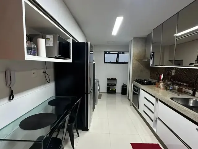 Imagem 10: Imóvel para Aluguel com 138 Metros Quadrados com 4 Quartos em Jatiúca - Maceió - Al