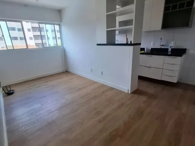 Imagem 14: Alugo Apartamento com 2 Quartos Semimobiliado no Farol