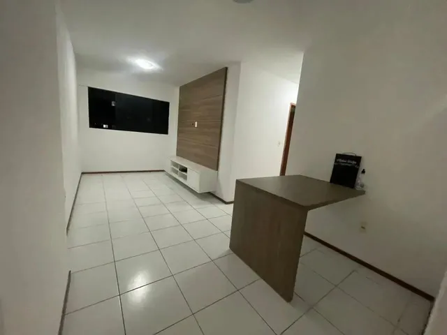Imagem: Alugo 2/4 com Fixos na Ponta Verde
