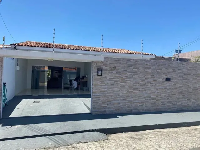 Imagem: Alugo Excelente Casa no Bairro do Poço!